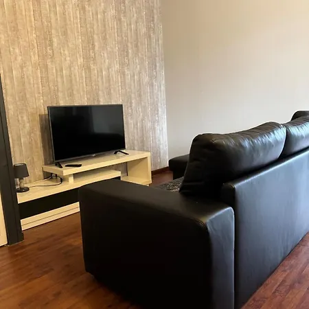 Charmante Maison De *